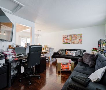 For Lease - 74 Bloomington Crescent, Toronto, Ontario - Photo 5