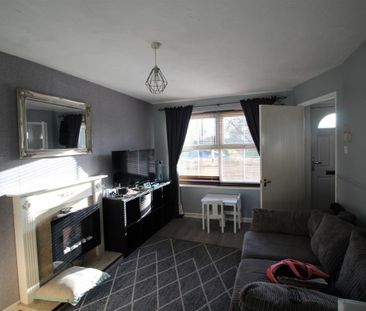 Temple Row, Colton, Leeds - Photo 1