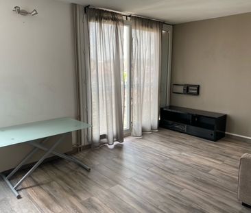 Location Appartement 1 pièce 26m² - Photo 3