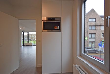 INSTAPKLAAR EEN-SLAAPKAMER APPARTEMENT IN CENTRUM ROESELARE - Photo 4