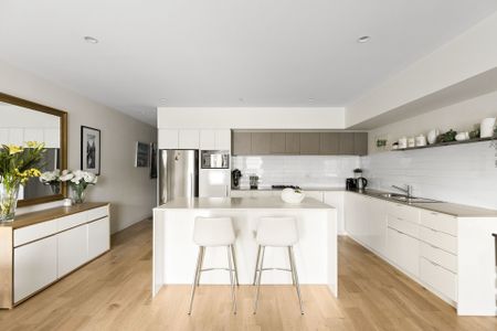 213/43 High Street, Glen Iris - Photo 3