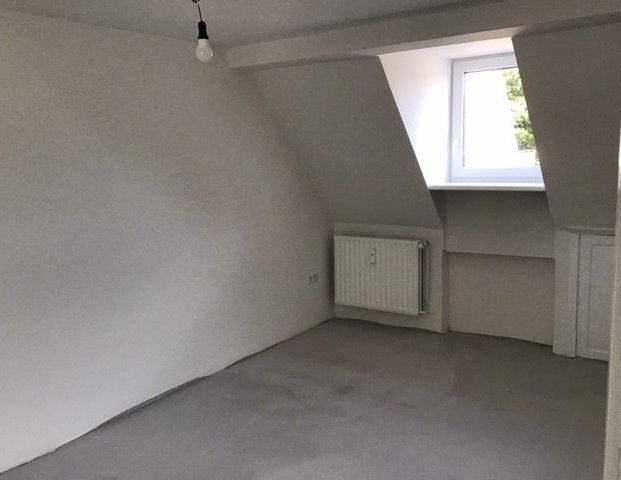 Jetzt zugreifen: günstige 1,5-Zimmer-Wohnung mit Ausblick - Photo 1