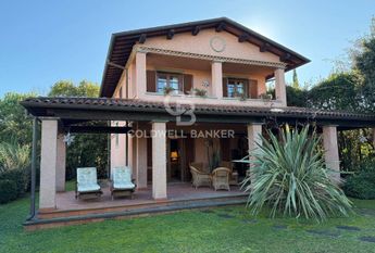 Via Giovanni Agnelli, 82, Forte dei Marmi, Tuscany 55042