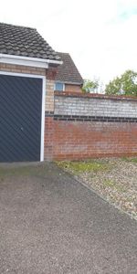 2 bedroom terraced house to rent - Photo 3