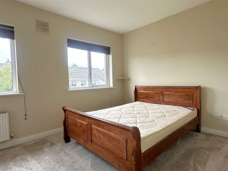 183 Roscaoin, Roscam, Galway - Photo 3