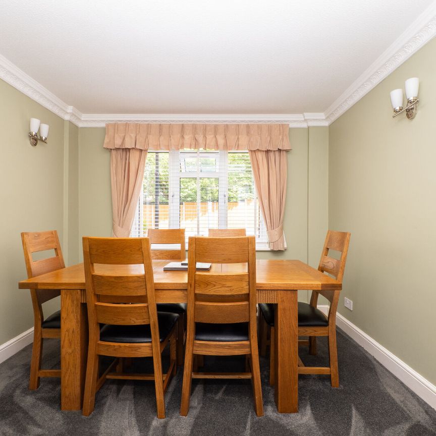 4 bedroom detached house to rent, - Photo 1