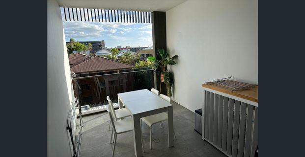 **FURNISHED** - Two Bedroom Apartment with South Facing Views! - Photo 1