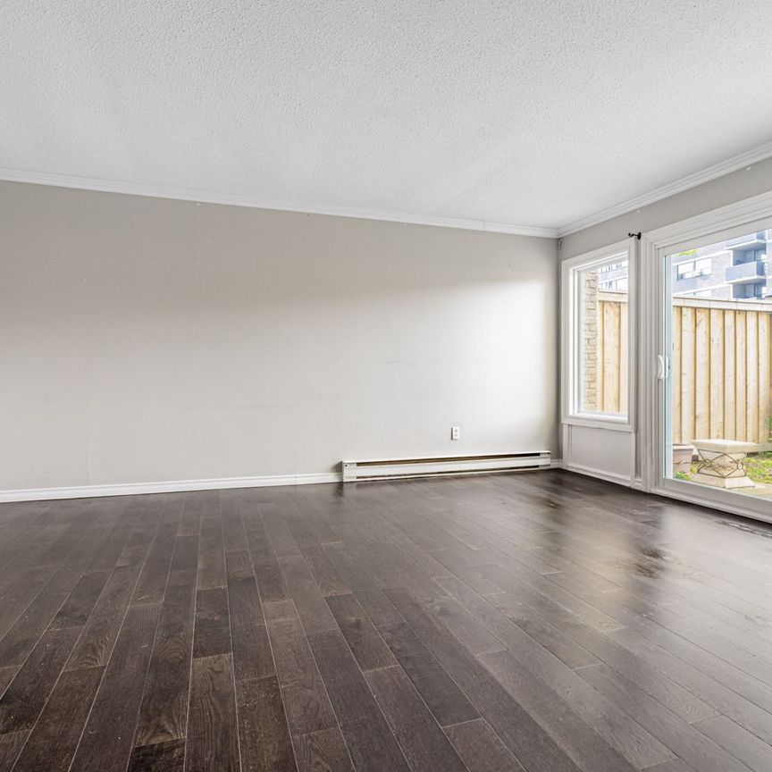 For Lease - 161 Milestone Crescent, Aurora, Ontario - Photo 1