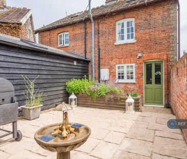 2 bedroom semi-detached house to rent - Photo 2