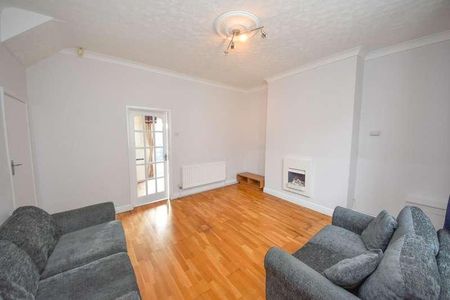 Holme Terrace, Swinley, Wigan, WN1 - Photo 2