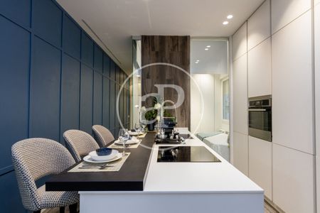 Flat for rent in Salamanca neighborhood. - Photo 2