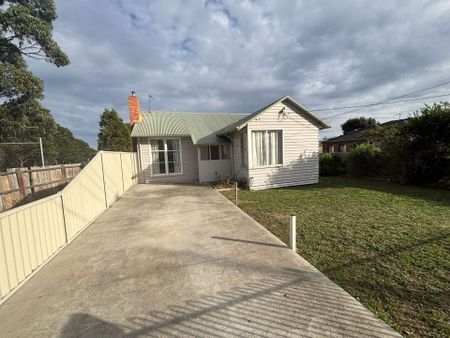 341 Gillies Street, Wendouree - Photo 5