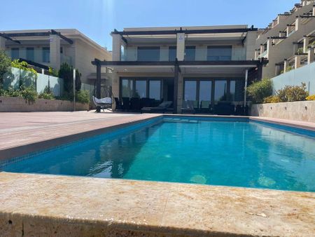 4 room luxury Detached House for rent in Arenales del Sol, Spain - Photo 2