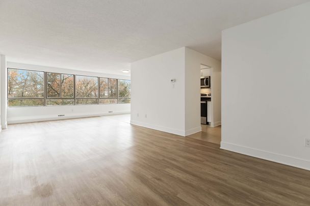 For Lease - 560 Proudfoot Lane Unit# 512, London North, Ontario - Photo 1