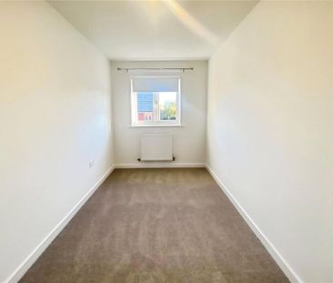 2 bedroom semi-detached house to rent - Photo 6