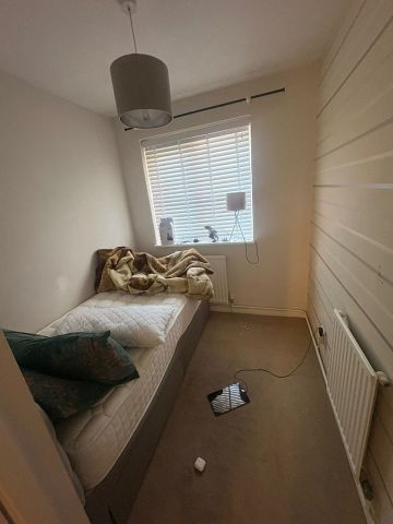 3 Bed Semi-Detached House, Rochford Drive, LU2 - Photo 5