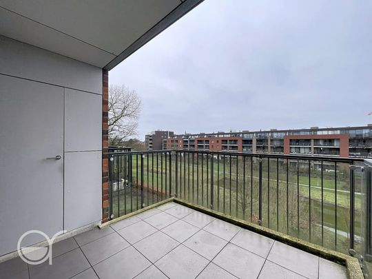 Appartement te huur - Photo 1