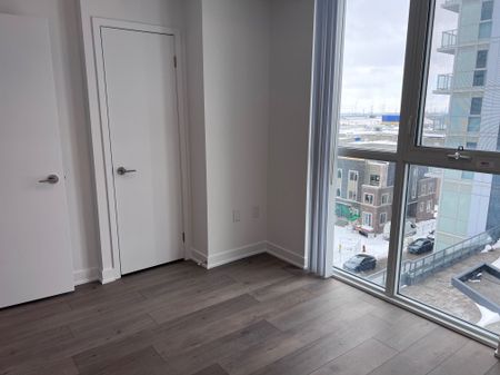 For Lease - 38 Honeycrisp Crescent Unit# 603, Vaughan, Ontario - Photo 5