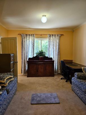 Aberfoyle Park - Photo 1