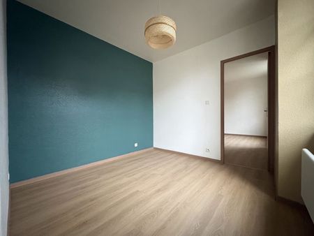 Location Appartement 2 pièces 32m² BRIVE LA GAILLARDE 19100 - Photo 5