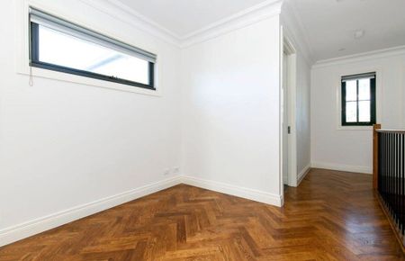 28 Belmont Road, Glen Waverley - Photo 3