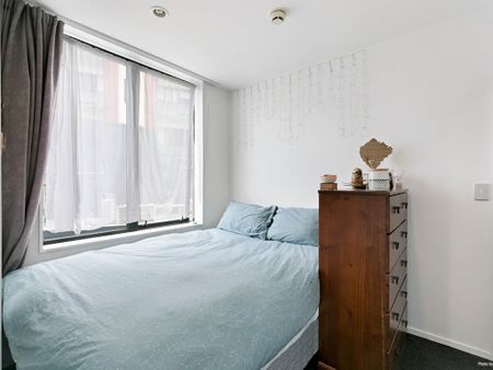 City Living at its Best!! - Photo 2