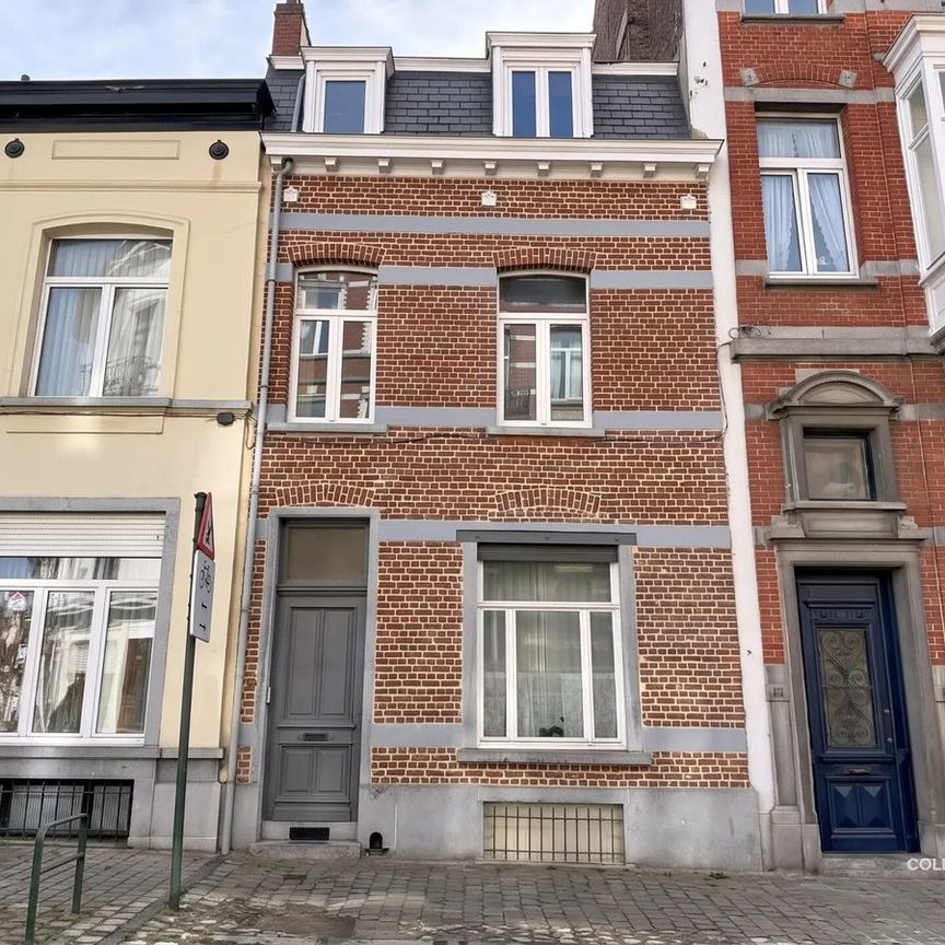 Huis te huur in Brussel voor € 2.500 met 3 slaapkamers - Photo 1