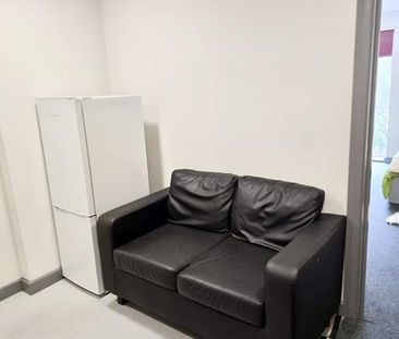 2 bedroom flat share to rent - Photo 6