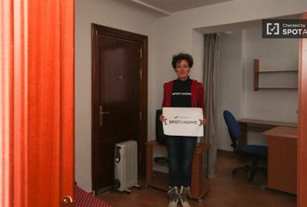 granada, Andalusia 18002