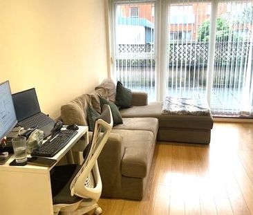 1 Bed Flat, Heron House, RG2 - Photo 2