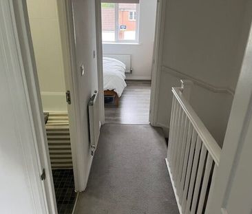 Sunderland Close - Photo 1