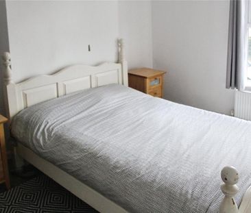 4 bedroom terraced house to rent - Photo 3