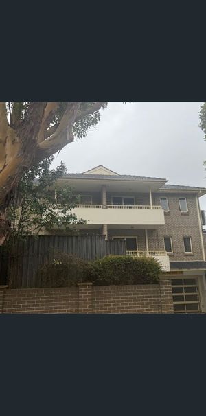 Fabulous 2 bedroom Townhouse - Photo 1