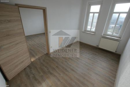 Geräumige 2-Raum-Wohnung mit Balkon & Wanne nahe am Wintergarten - Photo 5