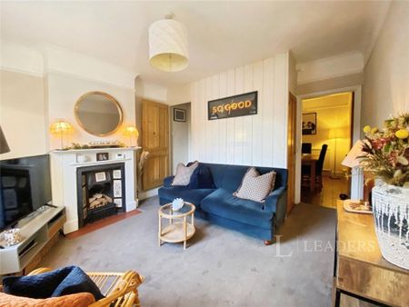 2 bedroom terraced house to rent - Photo 2