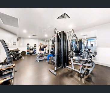 Perfect Location At QV Melbourne - Photo 6