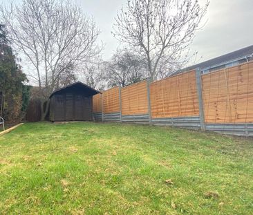 2 bedroom semi-detached house to rent - Photo 6