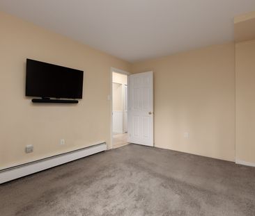 466 E Eighth Ave (1st Floor), New Westminster - Photo 4