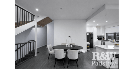 Spacious Living & Entertaining in Quiet Location with District Views - Photo 3