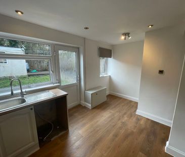 Maes Pwll,, SA11 - Photo 5