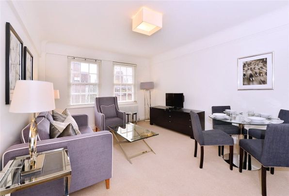 This spacious third floor, two bedrooms apartment is in the heart of Chelsea. The apartment comprises of two bedrooms, and a good-sized reception/dining room with views over the communal gardens to the rear. EPC - C | Council Tax Band - G - Photo 1