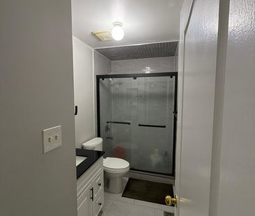 For Lease - 59 LARKSPUR Road, Brampton, Ontario - Photo 5