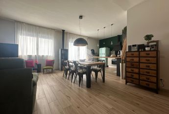 Porzione di bifamiliare in affitto