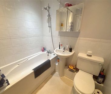 2 bedroom semi-detached house to rent - Photo 4