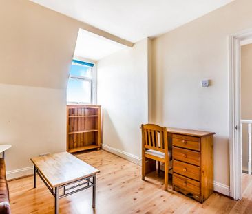 1 bedroom property to rent - Photo 3