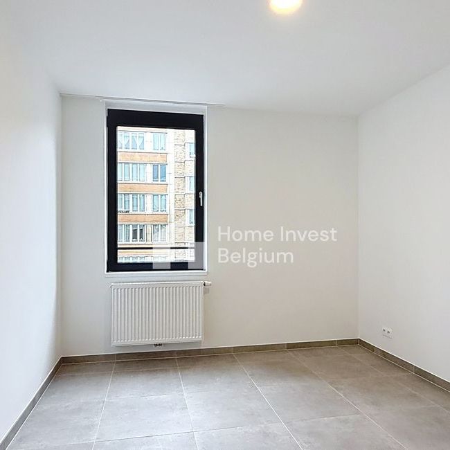 Appartement te huur in Jette voor € 990 met 1 slaapkamer - Photo 1