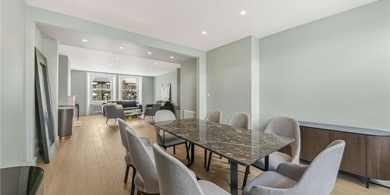 An exceptional, split level 3 apartment set on one of Hampstead’s most prestigious and sought-after roads. - Photo 3