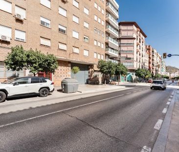 Calle Marcos Gómez, Málaga, Andalusia 29013 - Photo 4