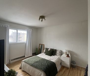 28 - 3161 Rue De Namur, Quebec - Photo 1