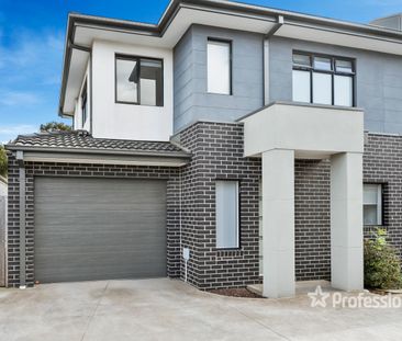 10/37 Latham Street, Werribee VIC 3030 - Photo 1